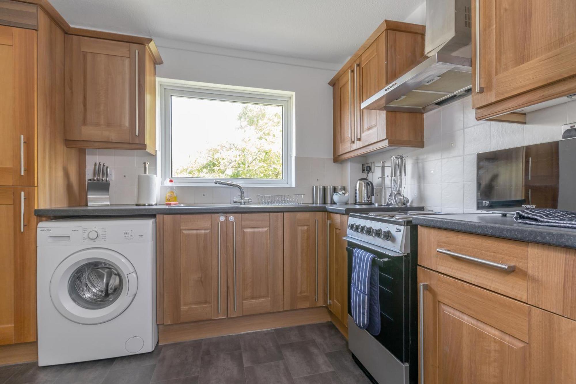 Ferienwohnung Opp B'Ham - Freshly Refurbished Walls And Carpets! Big Savings Booking 7 Days Or More! Marston Green Exterior foto